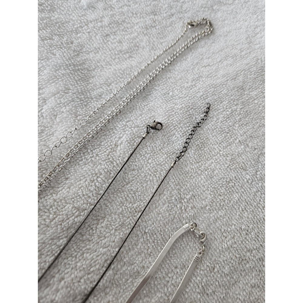 Three Necklace Lot - Picture 5 of 5